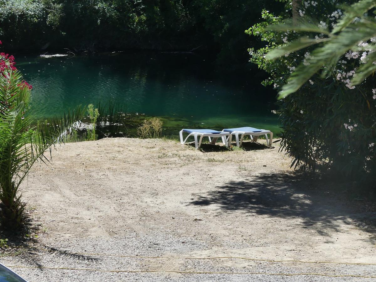 Camping Le Parc Des Monges Auribeau-sur-Siagne Buitenkant foto
