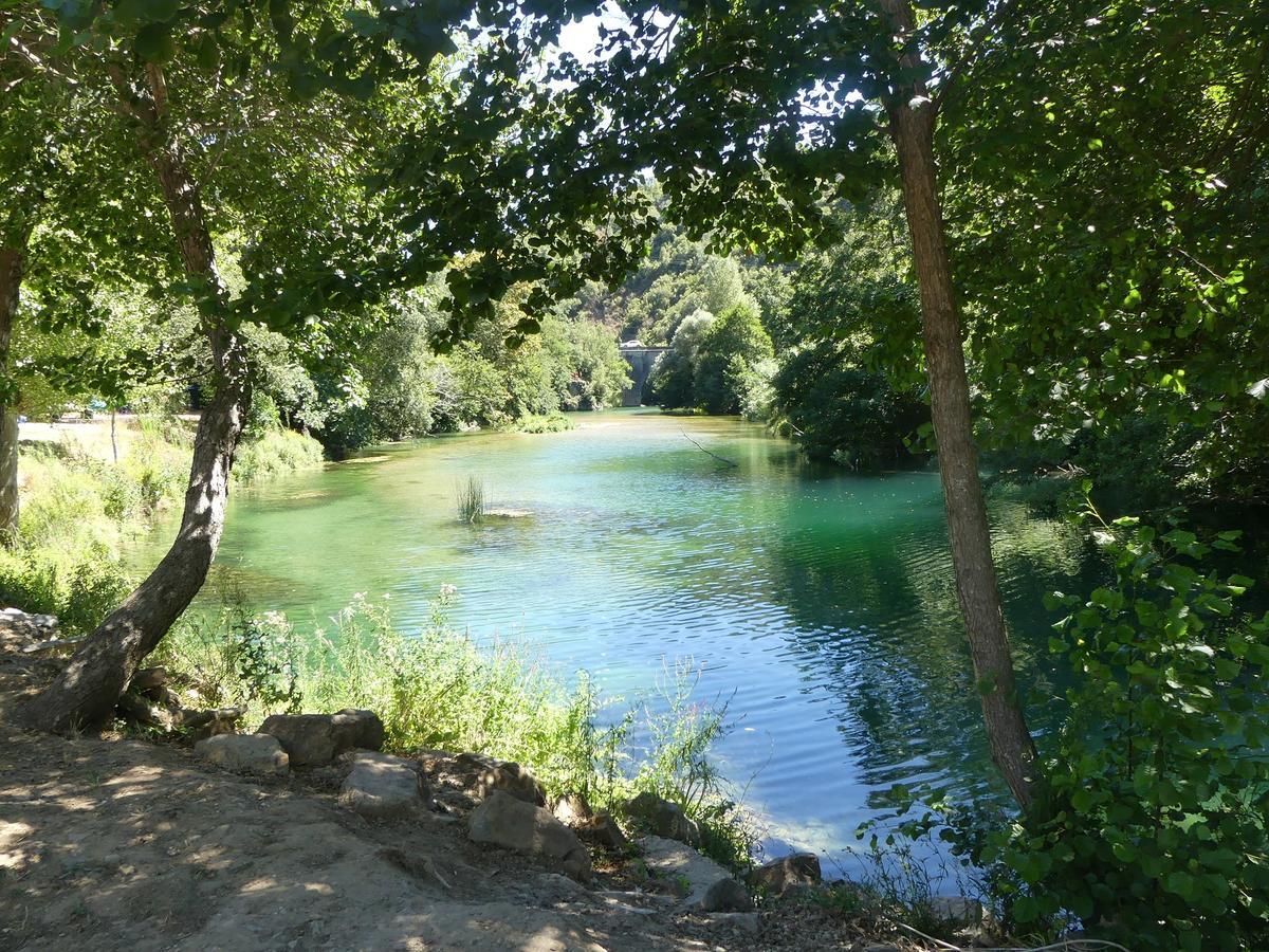 Camping Le Parc Des Monges Auribeau-sur-Siagne Buitenkant foto