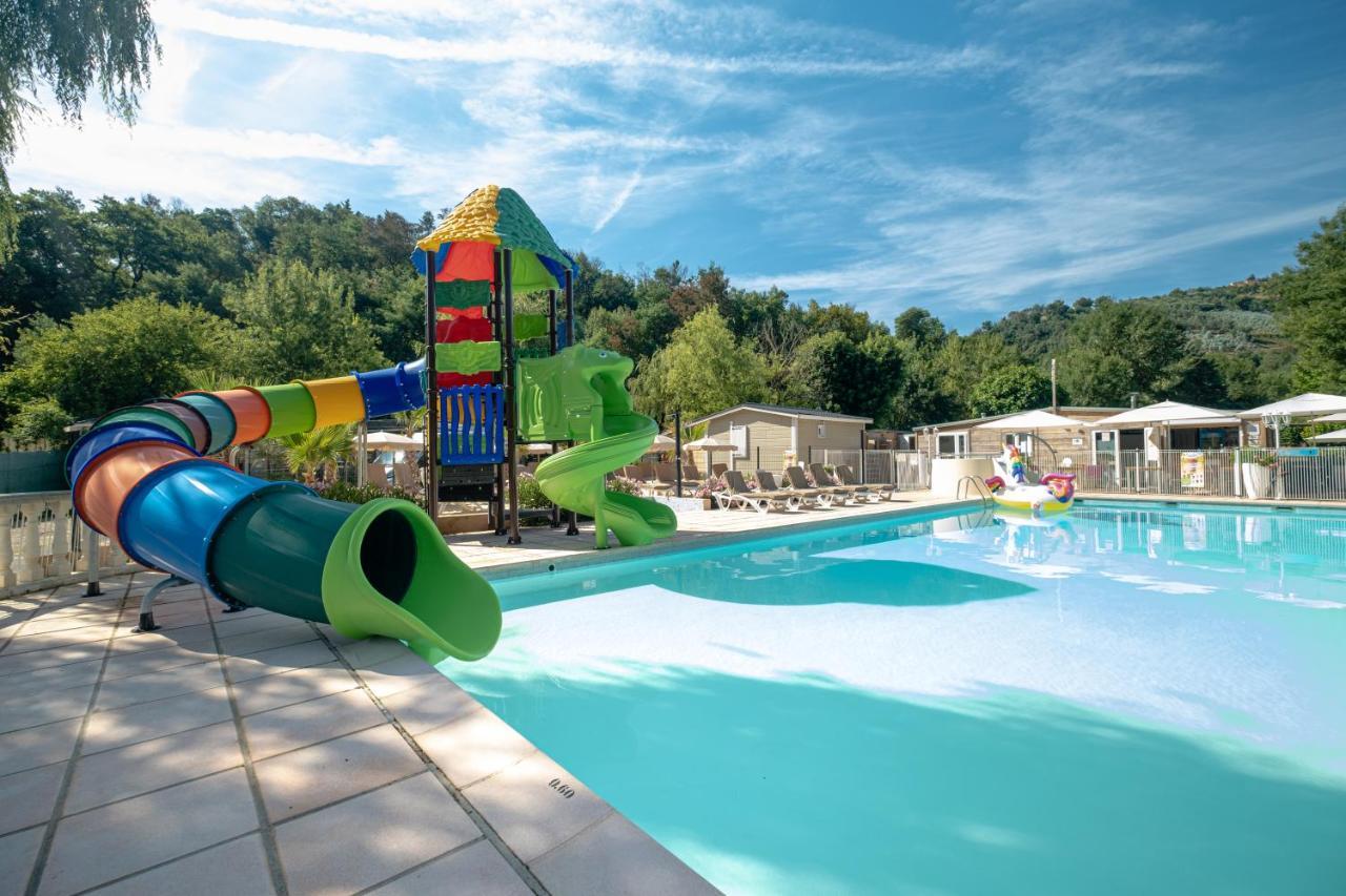 Camping Le Parc Des Monges Auribeau-sur-Siagne Buitenkant foto